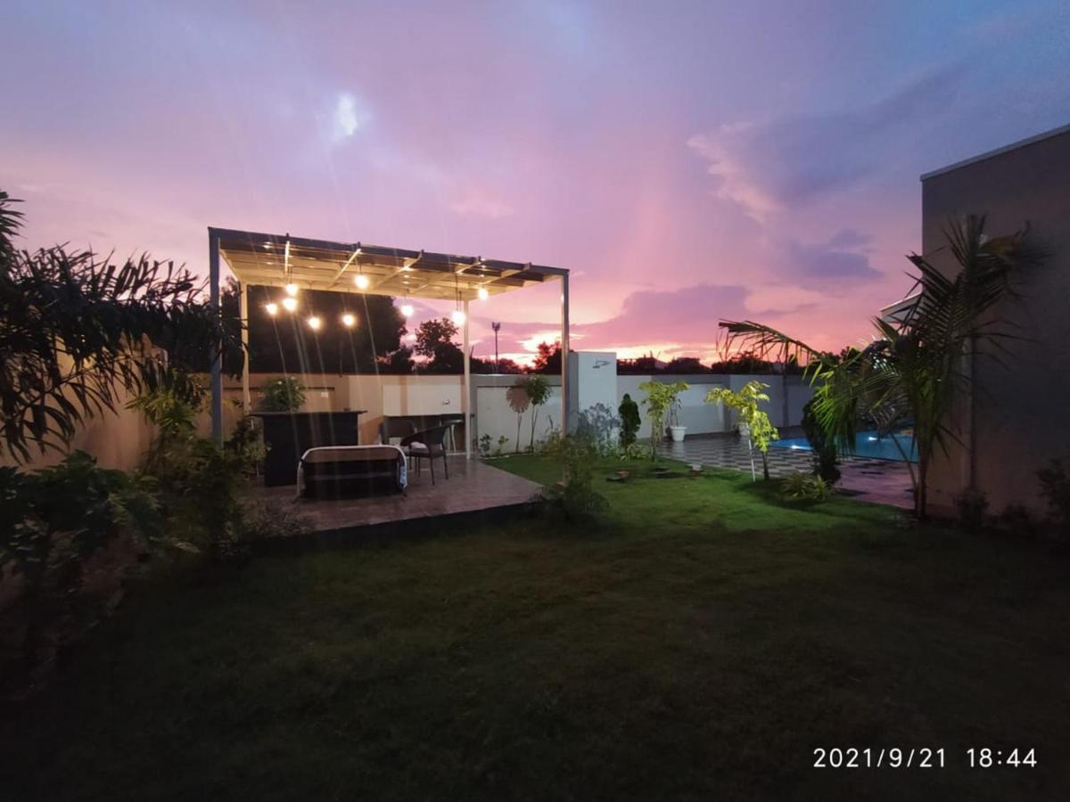 Nine Hill Villa - 2Bhk Private Villa With Pool Udaipur Exterior photo